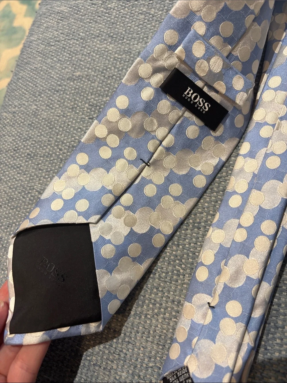 Hugo Boss 100% silk tie